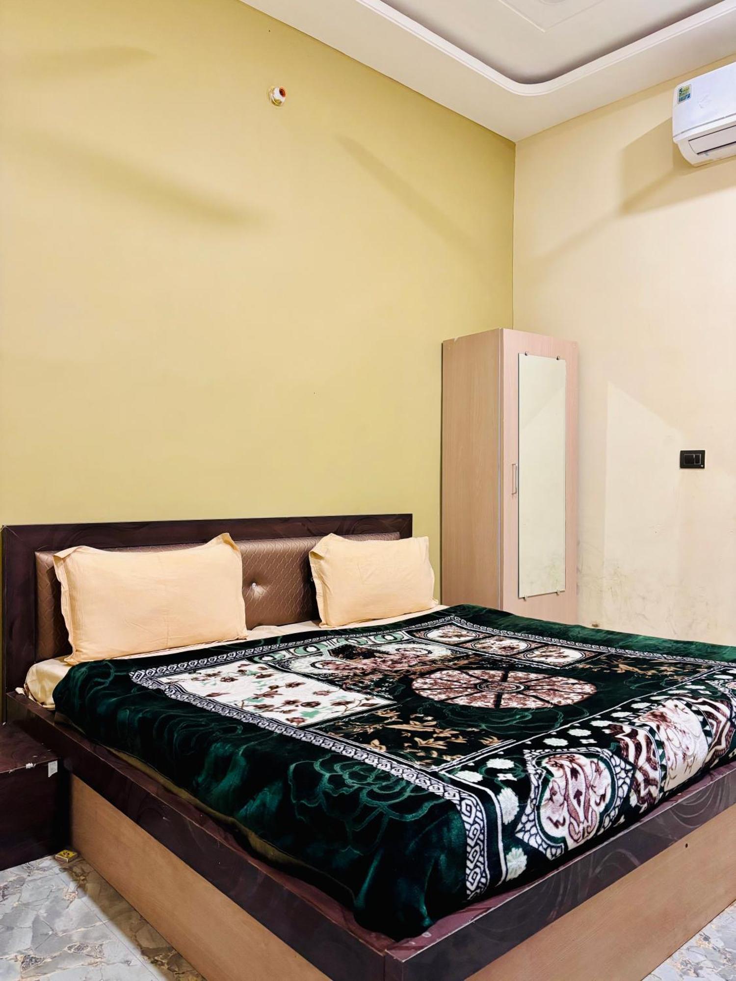 Shree Shyam Hotel Toran Dawar Khatu Екстер'єр фото